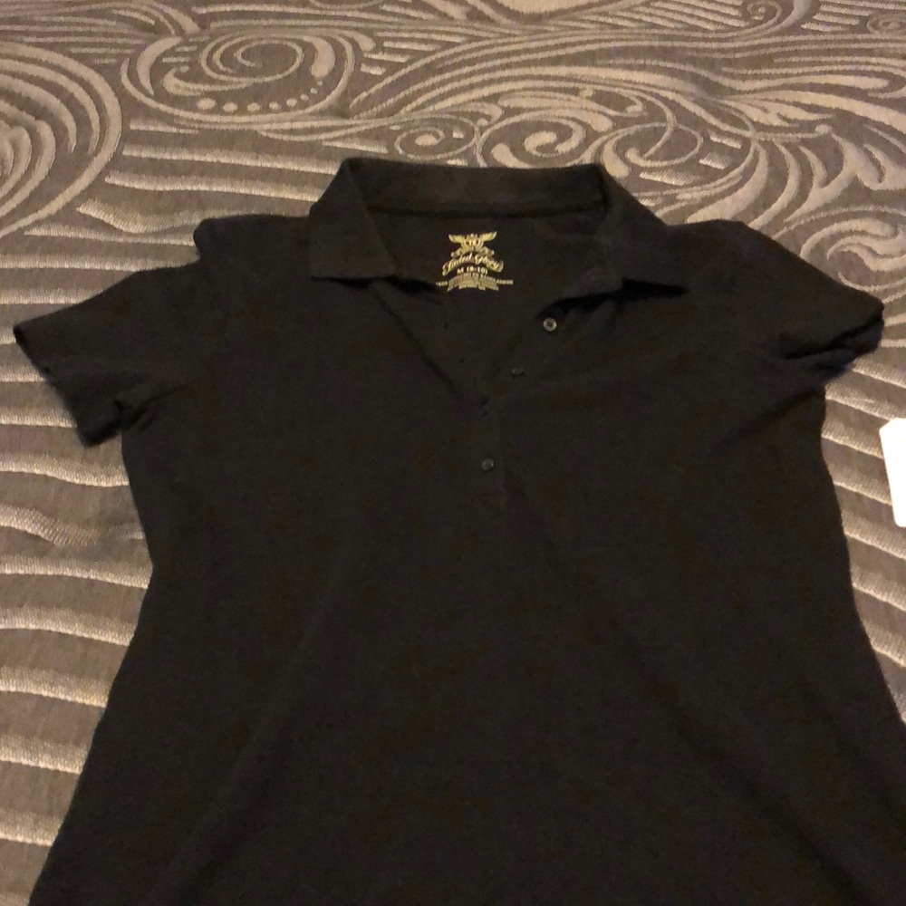Polos